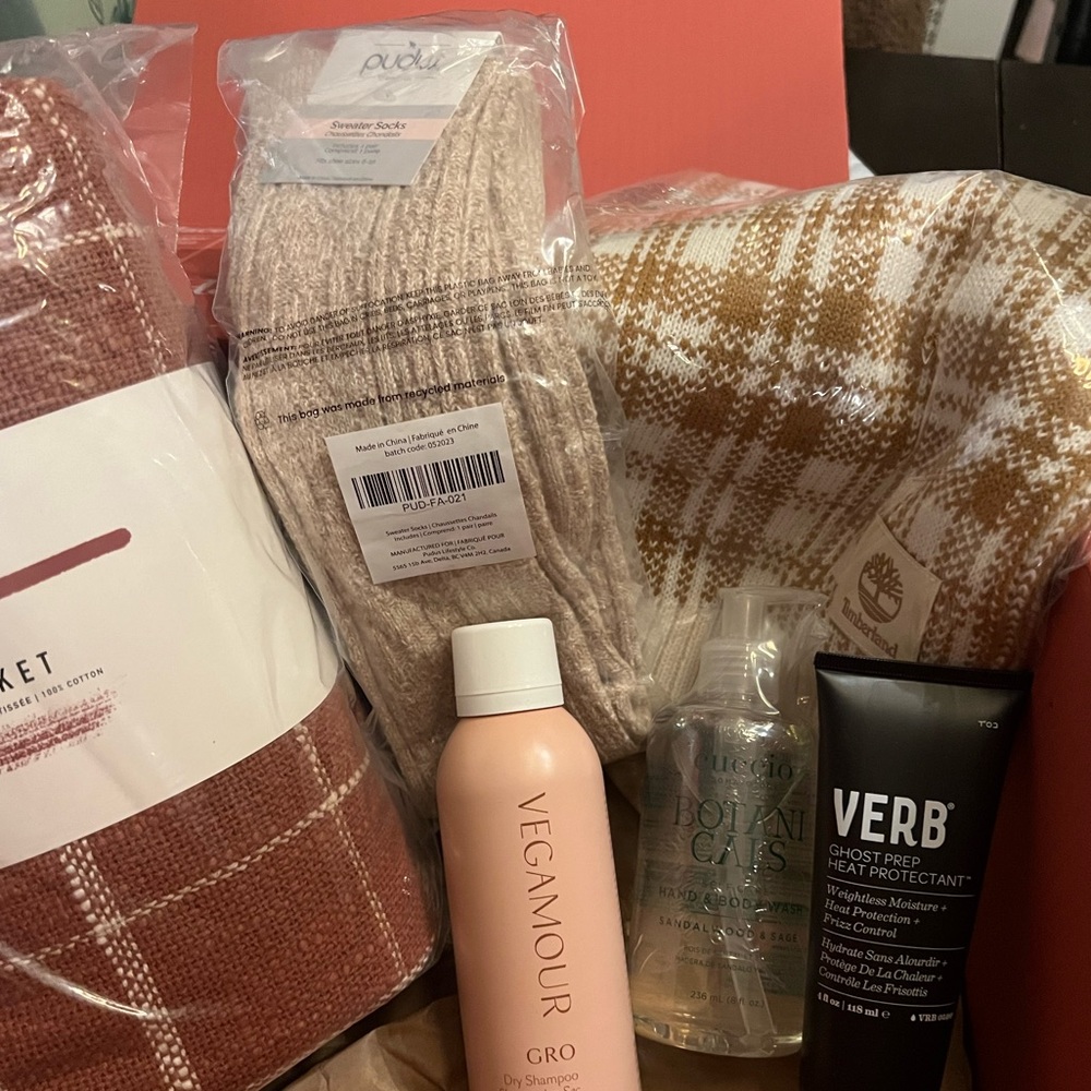 Fall FabFitFun Box